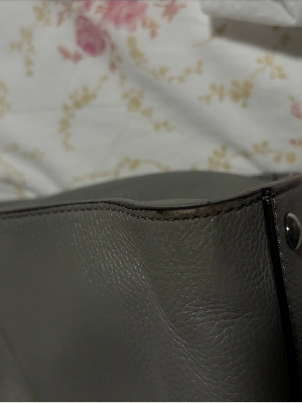 Michael Kors elegant pebbled